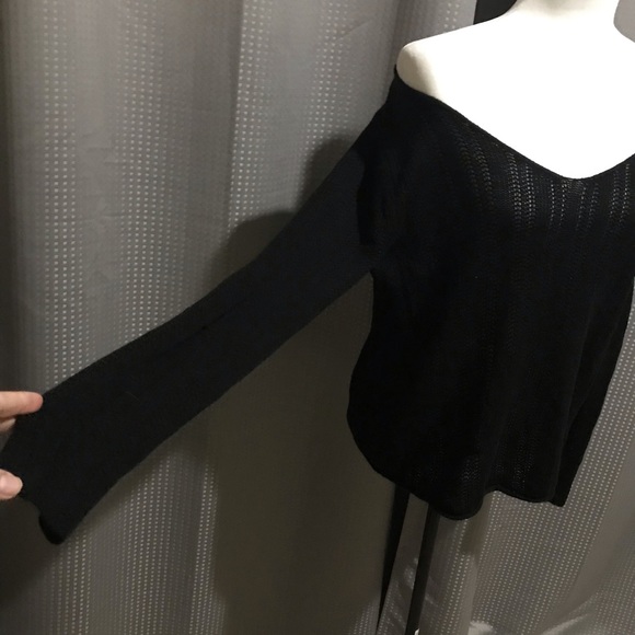 H&M Soft Deep V- Off Black Knit Sweater - Picture 2 of 5